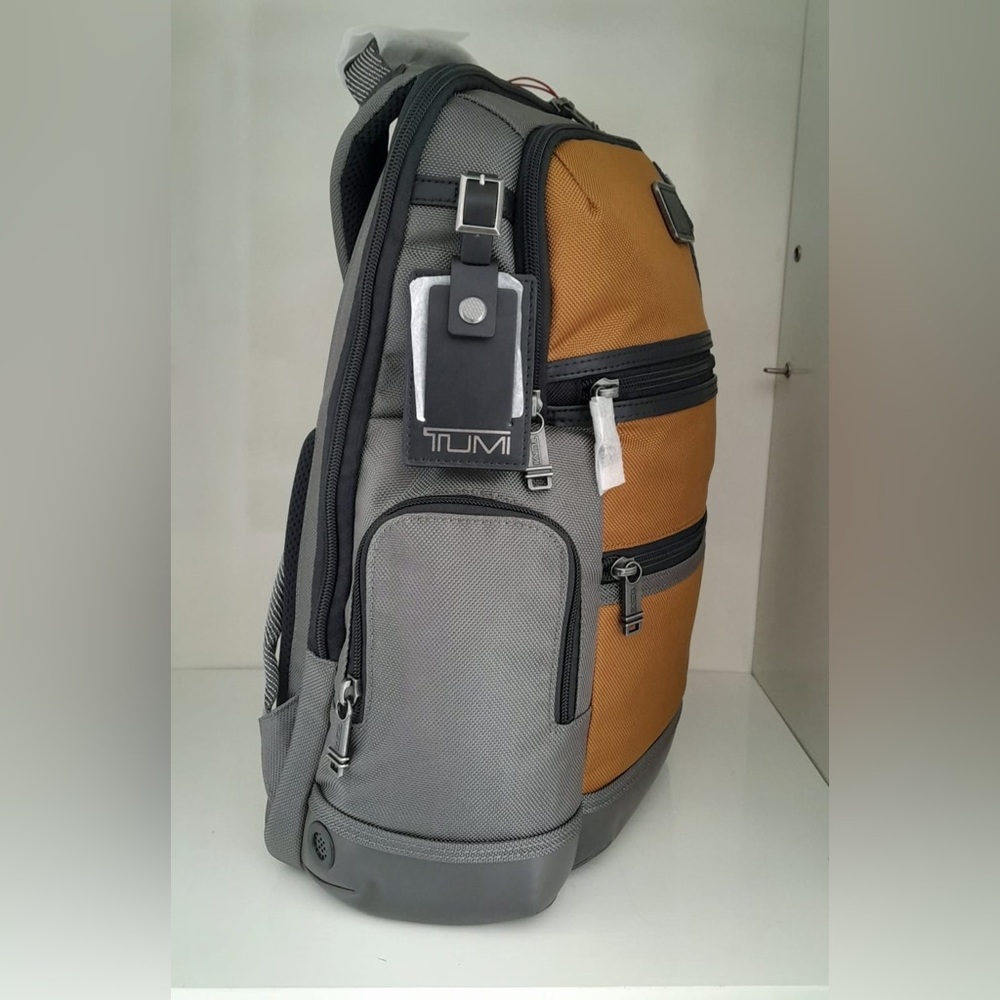NWT TUMI Parrish Backpack Golden Brown and Gray - Picture 2 of 4